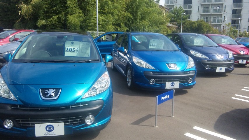 認定中古車ご案内。