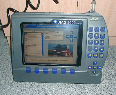 Σ プジョー専用診断機のお話 Σ
