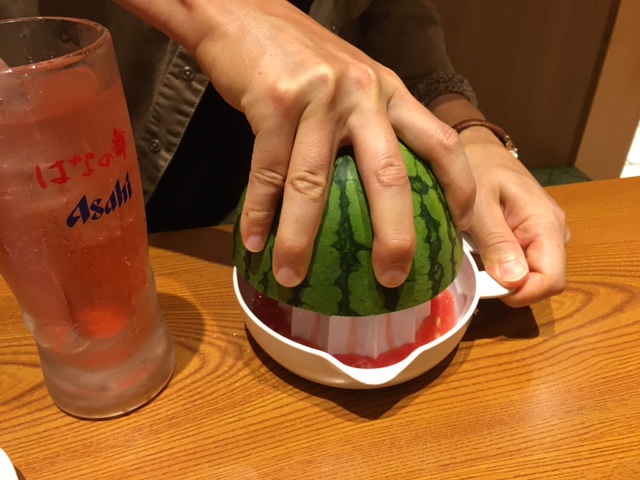 暑くて昼間から・・・