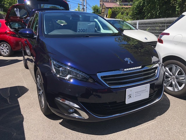 認定中古車入荷しました。