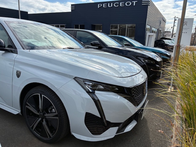 308HYBRID　408HYBRIDデモカー販売いたします！