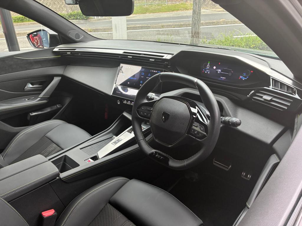 認定中古車入荷しました。